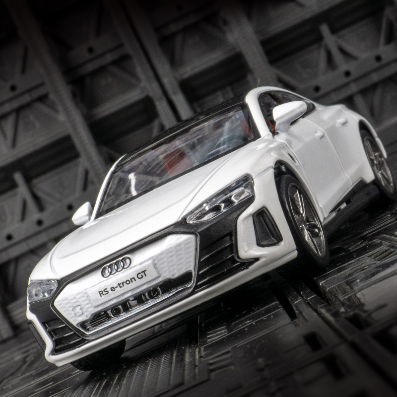 Decor Lighting Returns - 1: 36-calowy model samochodu Audi RS