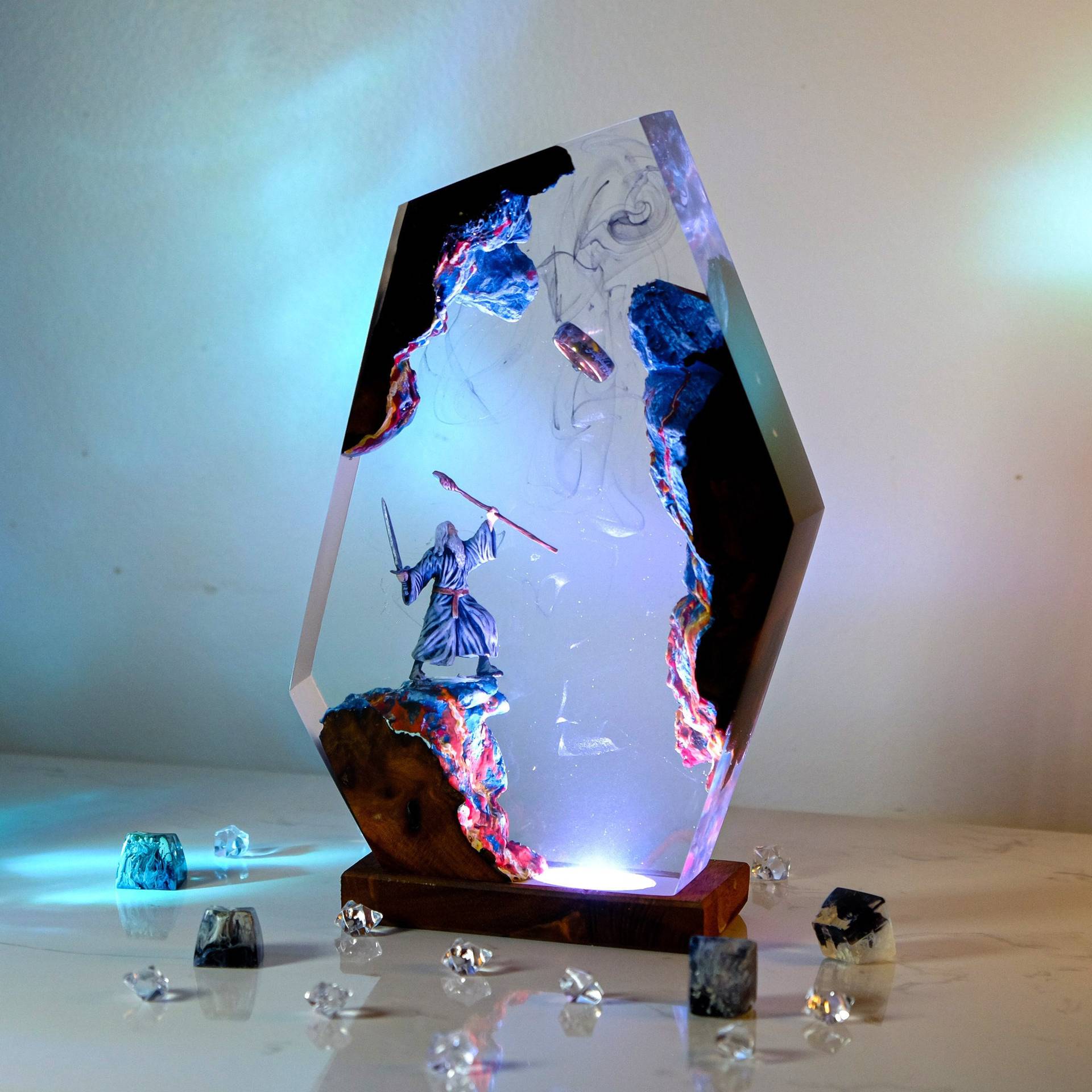 Figurka z sceny filmowej, stol – Lighting Decoration Wedding recenzja i cena